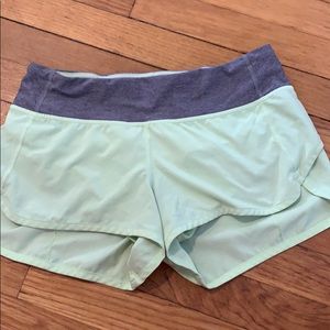 green lululemon speed shorts size 4